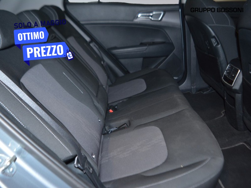 7 - Kia Sportage 1.6 t-gdi phev style awd at6