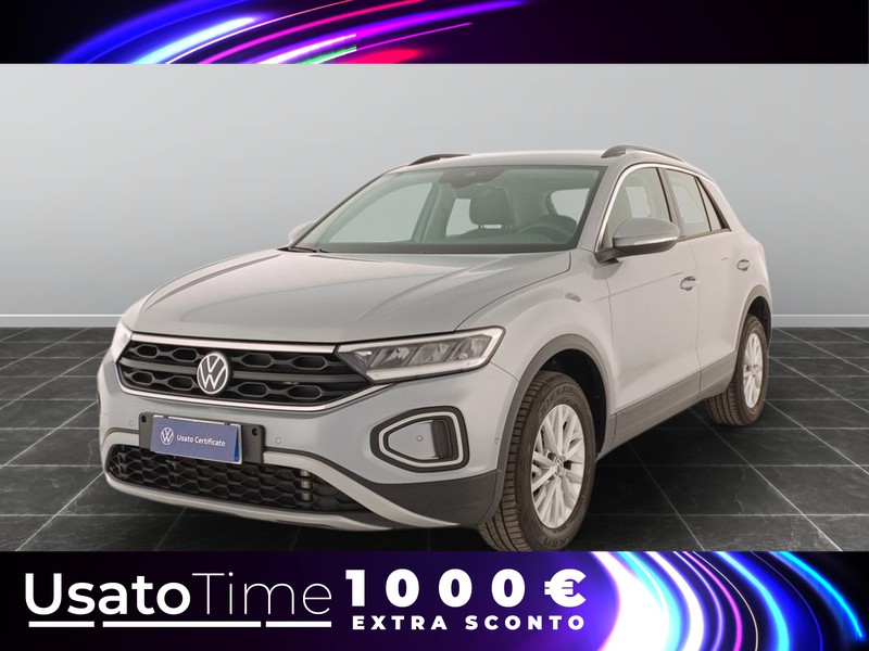 1 - Volkswagen T-Roc 1.5 tsi act life dsg
