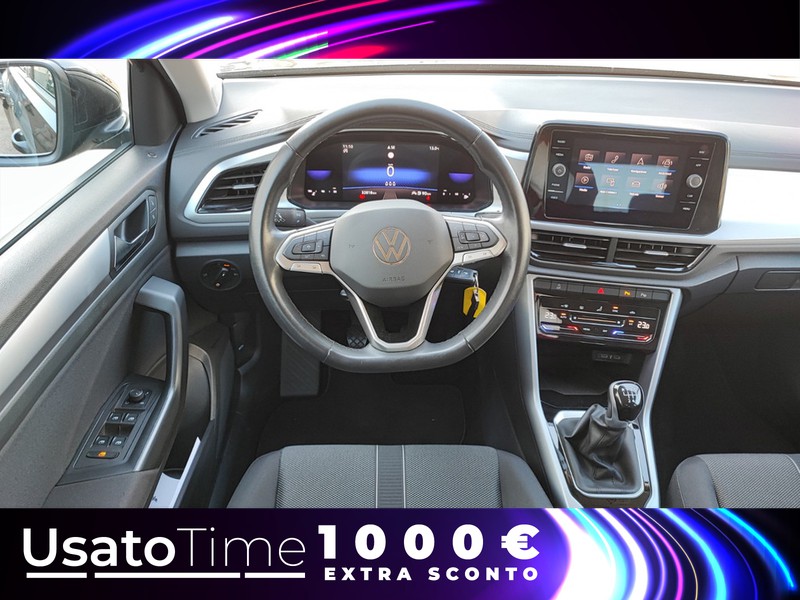 7 - Volkswagen T-Roc 2.0 tdi scr 115cv style