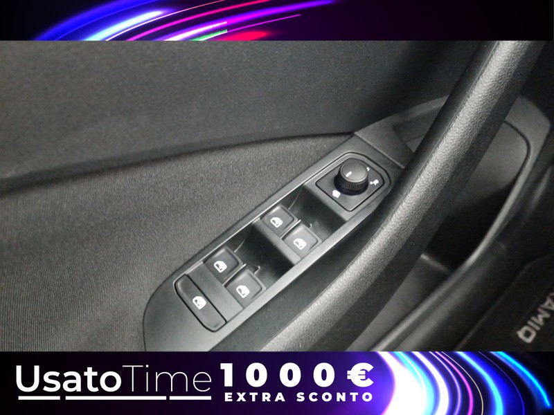 19 - Skoda Kamiq 1.0 tsi 115cv black dots