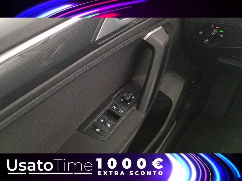 13 - Volkswagen Tiguan 2.0 tdi scr 150cv life dsg