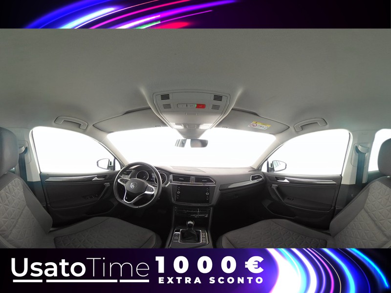 19 - Volkswagen Tiguan 2.0 tdi scr 150cv life dsg