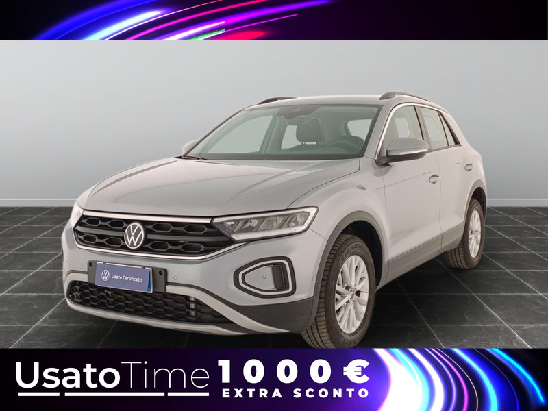 1 - Volkswagen T-Roc 1.5 tsi act life dsg