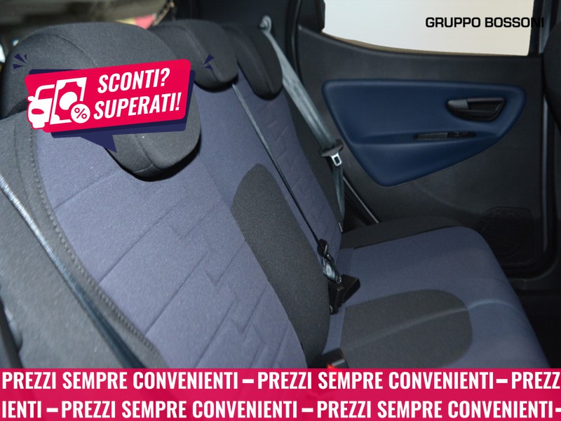 7 - Lancia Ypsilon 1.0 firefly hybrid 70cv platino s&s