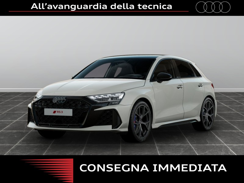 1 - Audi RS3 sportback 2.5 tfsi quattro