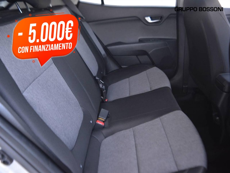 7 - Kia Stonic 1.2 mpi gpl 78cv style special edition