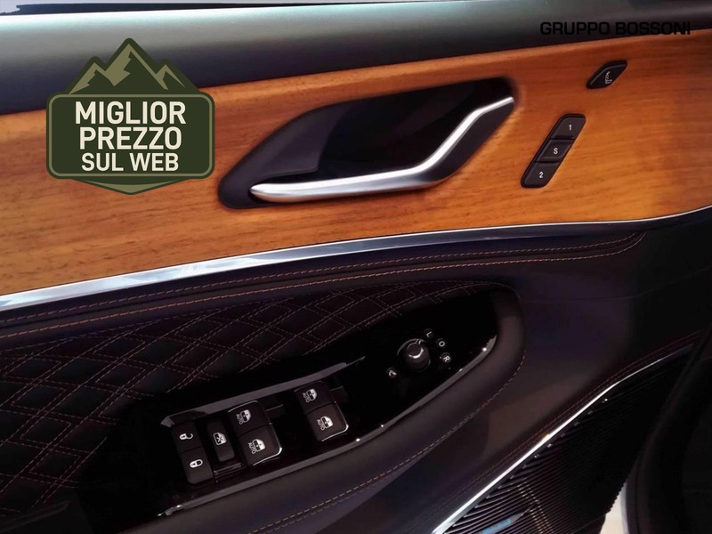 13 - Jeep Grand Cherokee 2.0 atx phev summit reserve 4xe auto