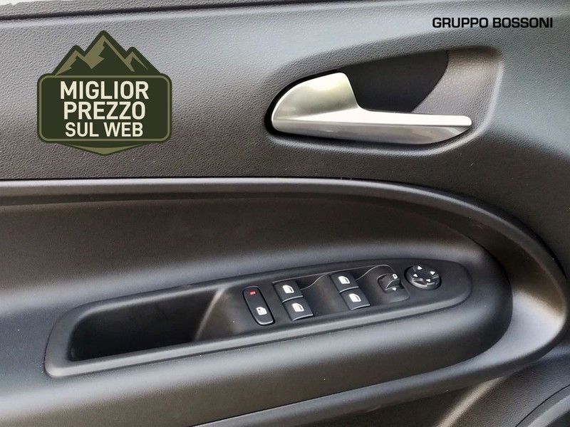 19 - Jeep Avenger 1.2 turbo e-hybrid mhev 110cv altitude fwd edct6