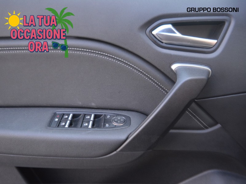 13 - Renault Captur 1.6 e-tech full hybrid rive gauche auto 145cv