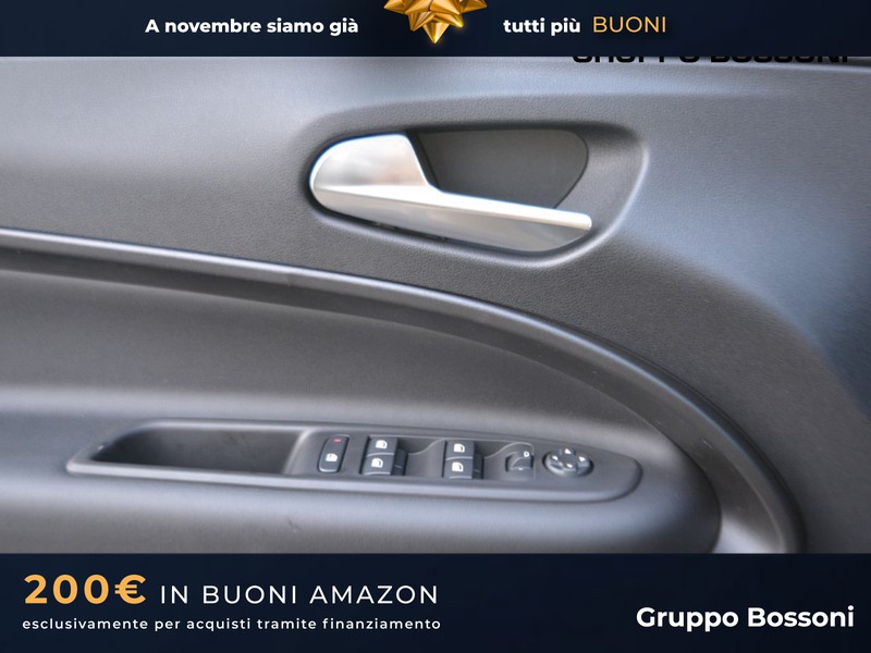 13 - Jeep Avenger 1.2 turbo e-hybrid mhev 110cv summit fwd edct6