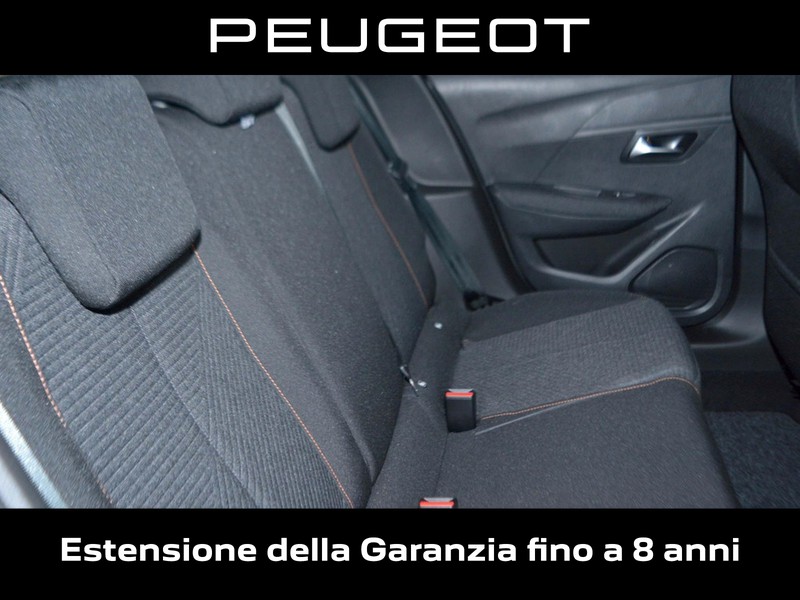 7 - Peugeot 208 1.2 hybrid 48v 110cv business e-dcs6