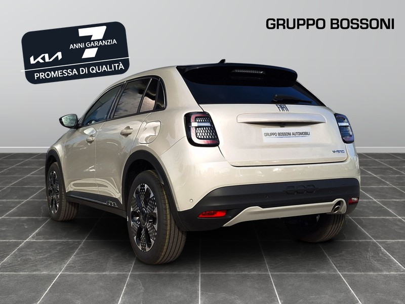 7 - Fiat 600 1.2 hybrid 110cv la prima ii edct