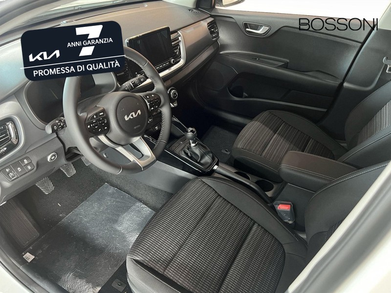 7 - Kia Stonic 1.2 mpi gpl 78cv style special edition