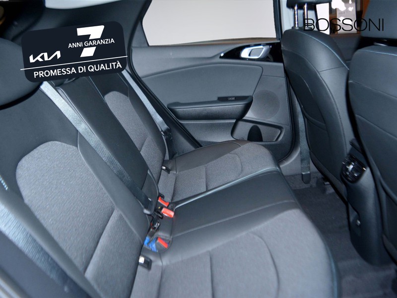 7 - Kia Xceed 1.0 t-gdi mhev 115cv business dct7