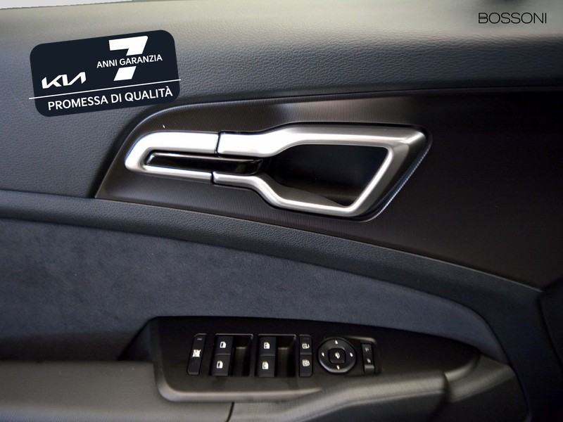 13 - Kia Sportage 1.6 t-gdi hev gt-line 2wd at6