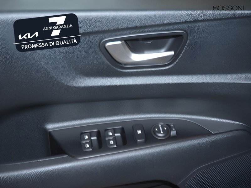 13 - Kia Stonic 1.0 t-gdi urban