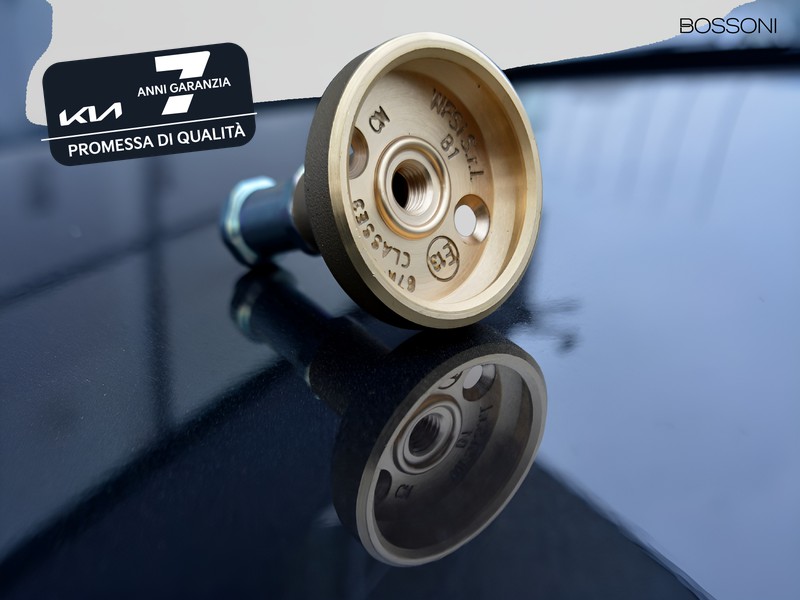 13 - Kia Niro 1.6 gdi hev tri-fuel 126cv style dct6