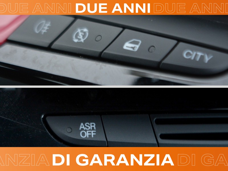 19 - Lancia Ypsilon 1.0 firefly hybrid 70cv platino s&s