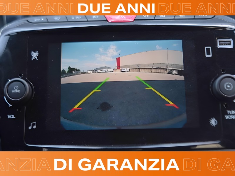 19 - Lancia Ypsilon 1.0 firefly hybrid 70cv platino s&s