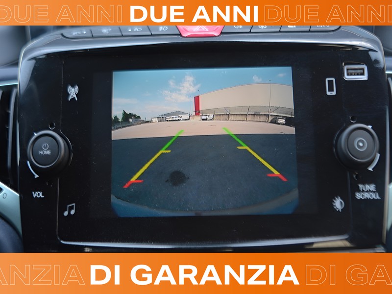 19 - Lancia Ypsilon 1.0 firefly hybrid 70cv platino s&s