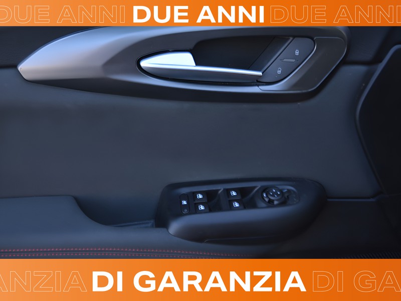 13 - Alfa Romeo Tonale 1.5 hybrid 160cv veloce tct7