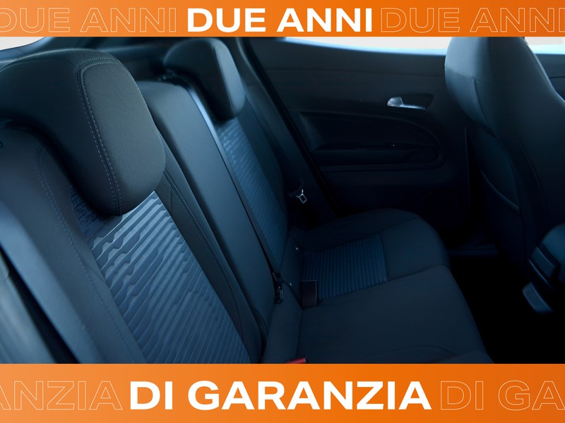 7 - Alfa Romeo Junior 1.2 hybrid 145cv ibrida edct6