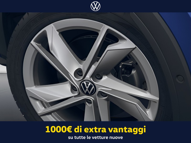 7 - Volkswagen T-Roc 1.5 etsi act 115cv style dsg