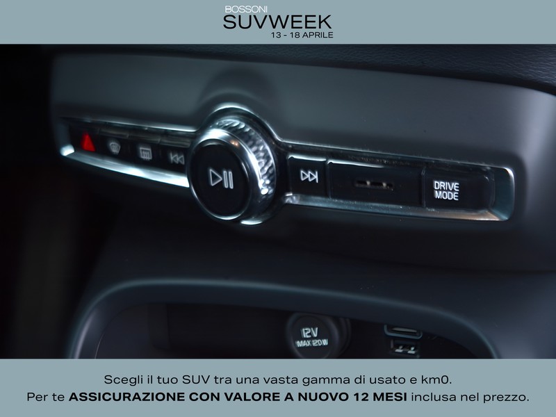 13 - Volvo XC40 1.5 t4 recharge plug-in-hybrid r-design geartronic my21