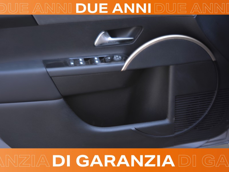 13 - Lancia Ypsilon 1.2 mhev 110cv lx e-dct