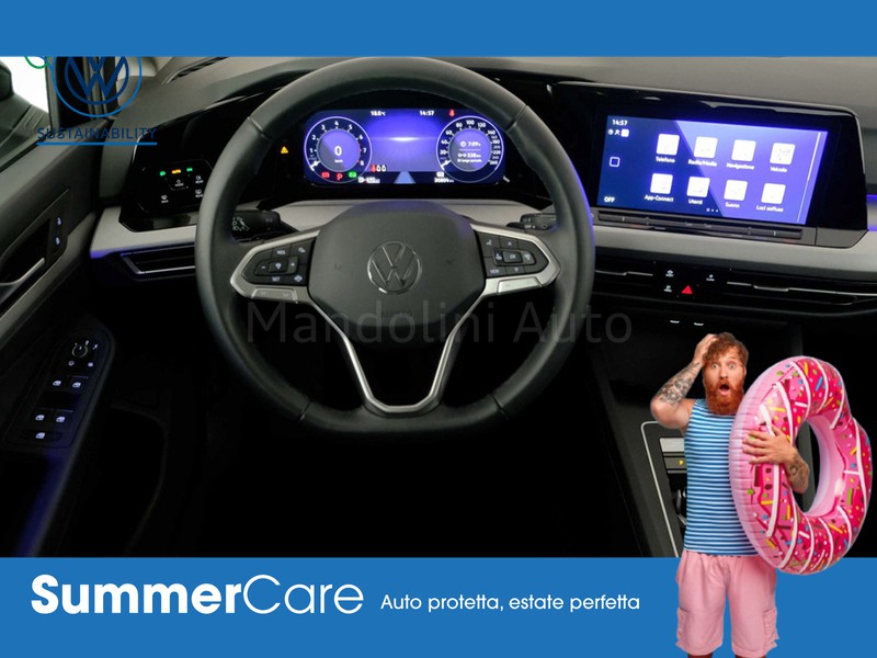 7 - Volkswagen Golf 1.0 etsi evo 110cv life dsg