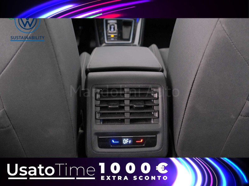 37 - Volkswagen Golf 1.5 etsi evo act 130cv style dsg