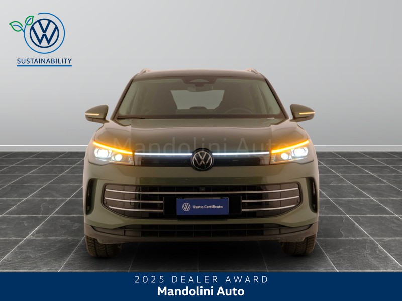 49 - Volkswagen Tiguan 1.5 etsi act 150cv elegance dsg