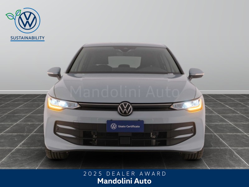 43 - Volkswagen Golf 1.5 tsi ehybrid 204cv edition plus dsg
