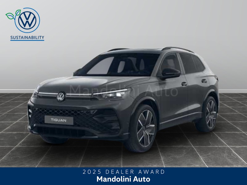 1 - Volkswagen Tiguan 1.5 etsi act 150cv r-line plus dsg