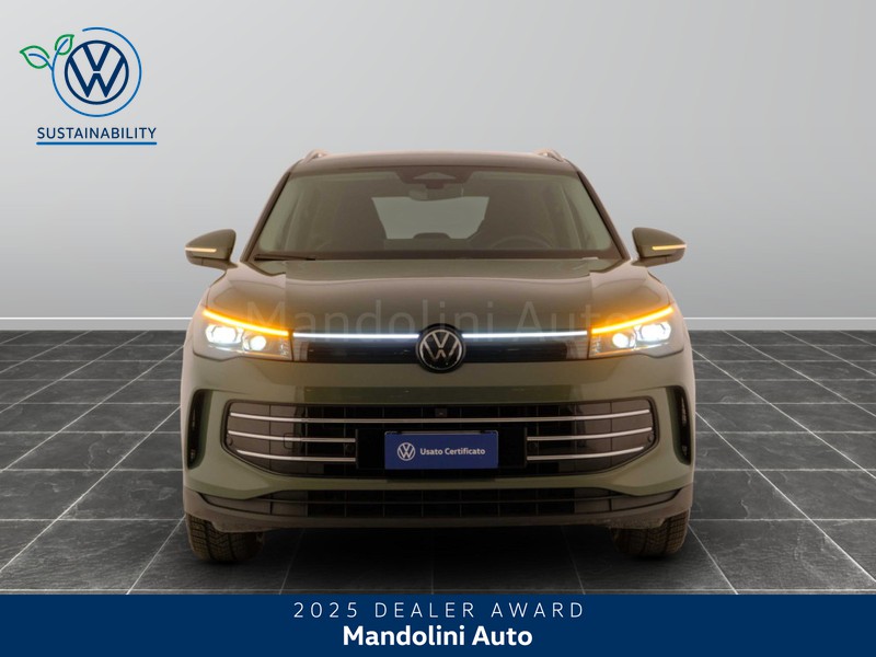 49 - Volkswagen Tiguan 1.5 etsi act 150cv elegance dsg