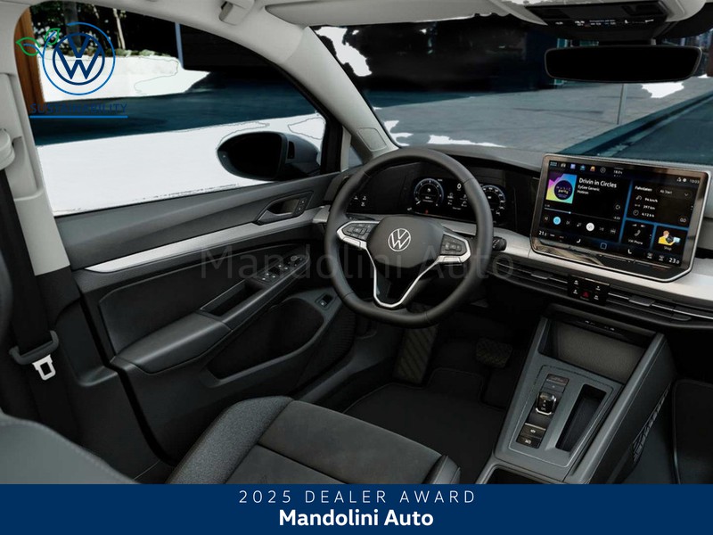 7 - Volkswagen Golf 1.5 tsi ehybrid 204cv edition plus dsg