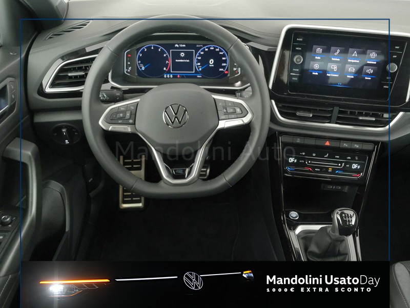 7 - Volkswagen T-Roc 1.0 tsi 110cv r line