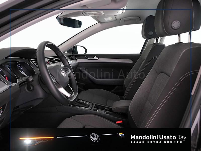 31 - Volkswagen Passat variant 2.0 tdi scr evo 150cv business dsg