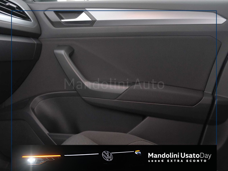 31 - Volkswagen T-Roc 2.0 tdi scr 115cv life