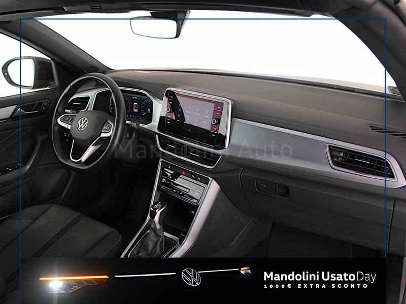 7 - Volkswagen T-Roc cabriolet 1.5 tsi act style dsg