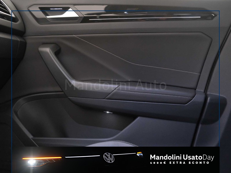 31 - Volkswagen T-Roc 2.0 tdi scr 150cv r line dsg