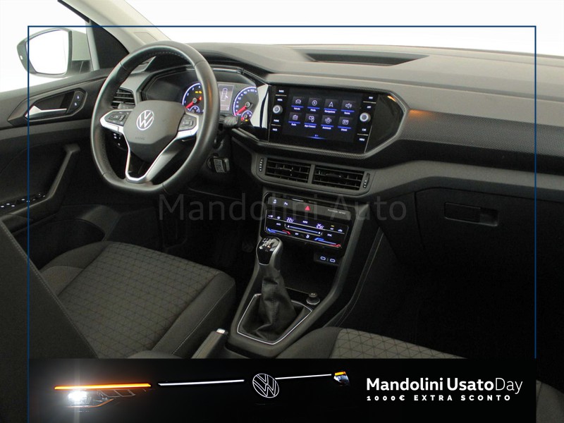 7 - Volkswagen T-Cross 1.0 tsi 110cv style