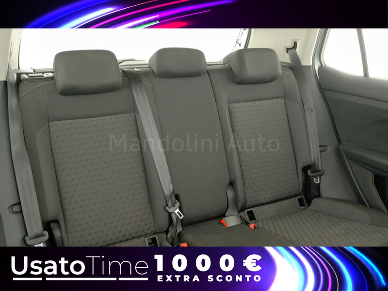 31 - Volkswagen T-Cross 1.0 tsi 110cv style