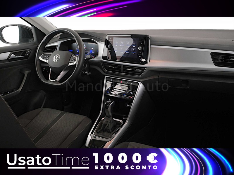 7 - Volkswagen T-Roc 1.5 tsi act life dsg