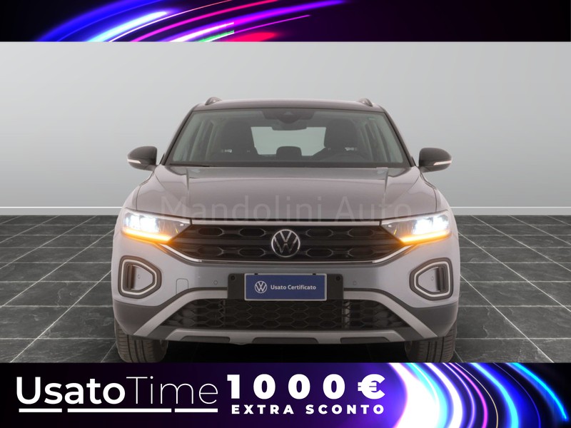 43 - Volkswagen T-Roc 1.5 tsi act life dsg
