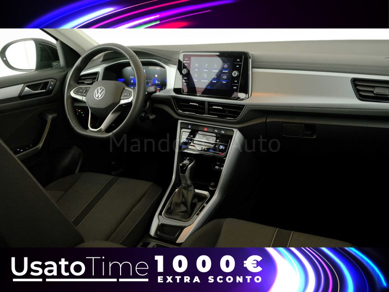 7 - Volkswagen T-Roc 1.5 tsi act life dsg