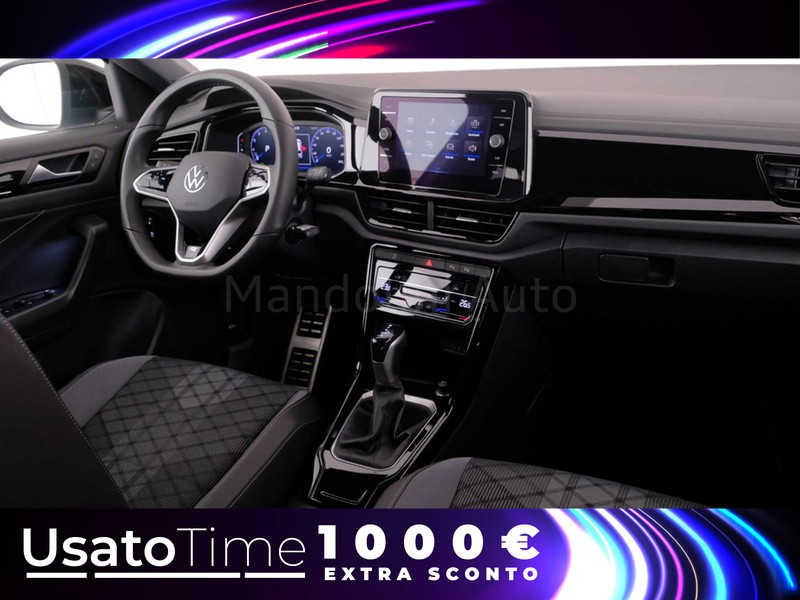 7 - Volkswagen T-Roc 1.5 tsi act r line dsg