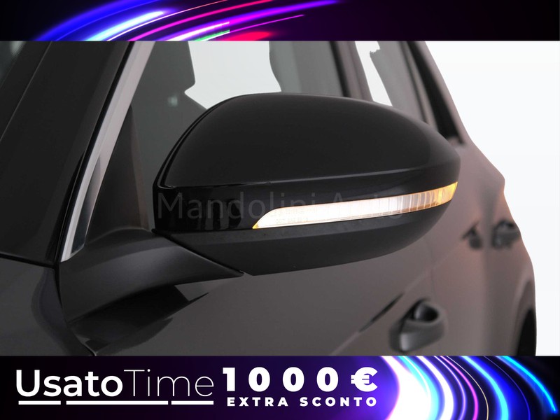 37 - Volkswagen T-Roc 1.0 tsi 110cv life