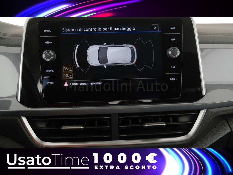 19 - Volkswagen T-Roc 1.5 tsi act style