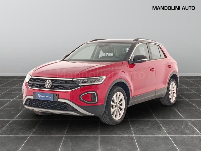 1 - Volkswagen T-Roc 1.5 tsi act life dsg